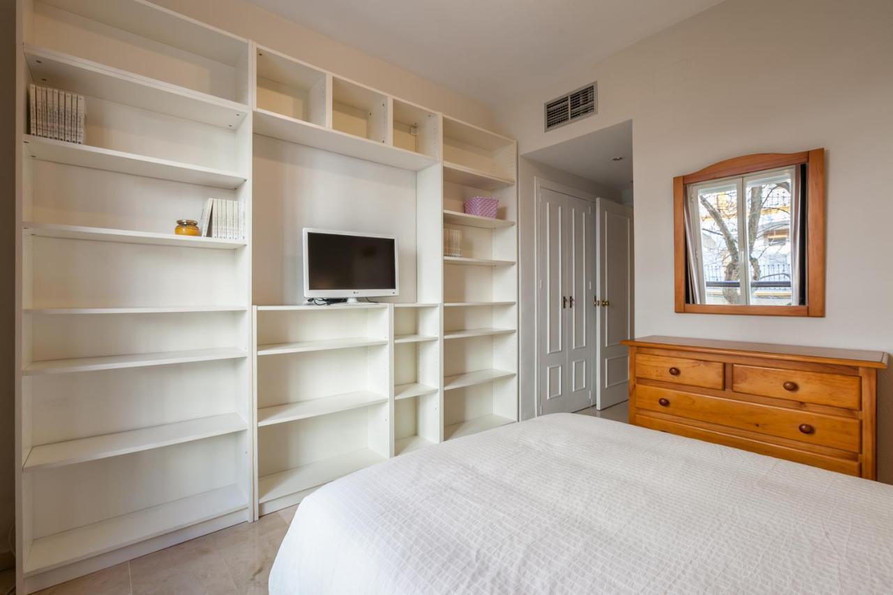 Apartamento Cerca Del Alcazar Con Garaje Privado Sevilla Exterior foto